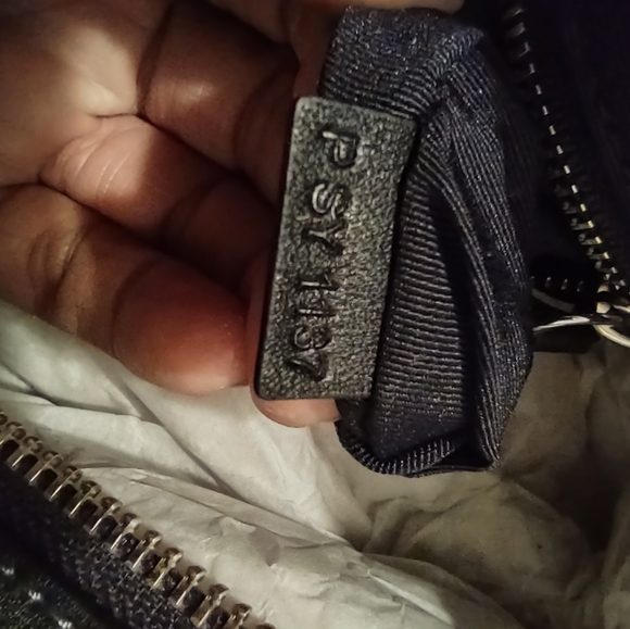 Marc Jacobs Handbag - Picture 7 of 10